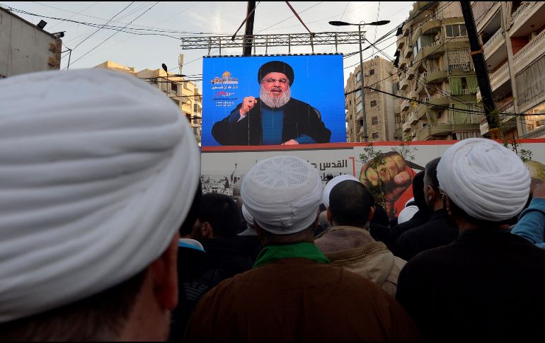 Hasan Nasralá se dirige a miles de personas congregadas en Beirut y dice que es momento de aislar a Israel. EFE / W- Hamzeh