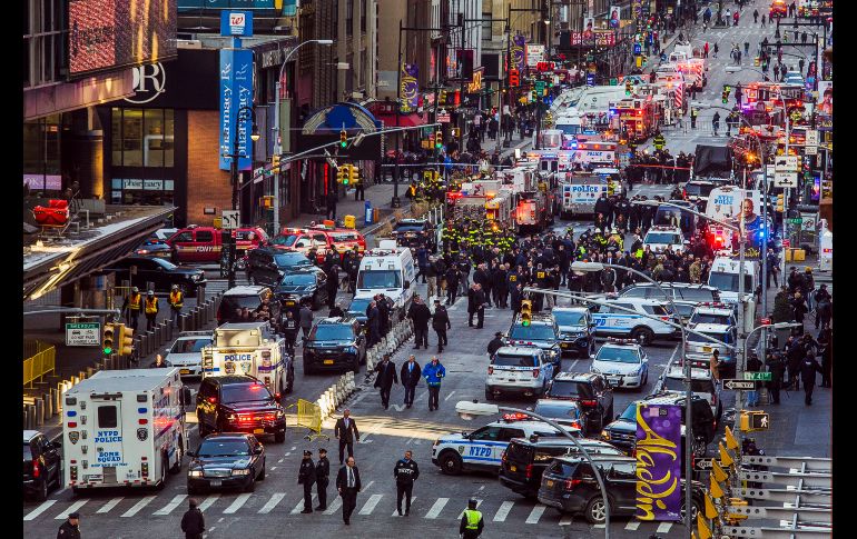 Se registró un gran despliegue policiaco y de personal de emergencias. El sospechoso fue identificado como Akayed Ullah de 27 años.