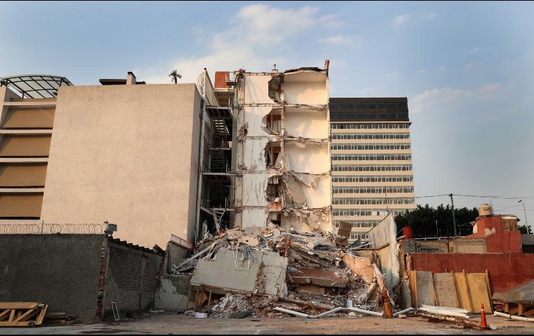 El inmueble de cuya construcción tenía responsabilidad directa el ahora imputado, estaba compuesto por dos torres, de 12 departamentos cada una. SUN / ARCHIVO