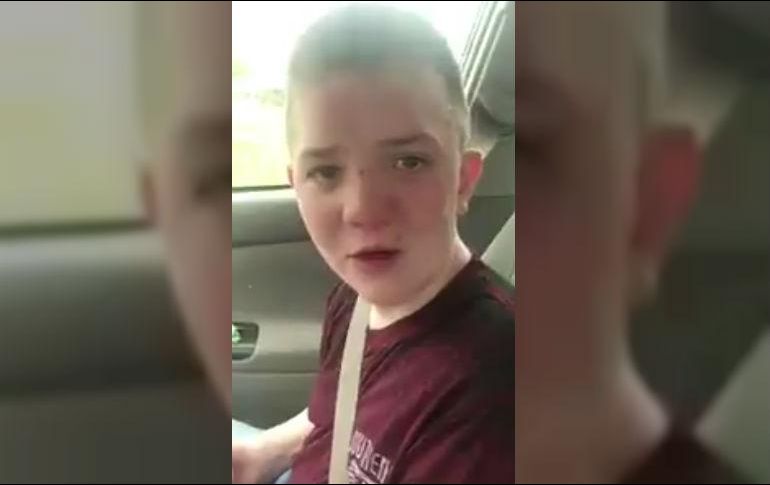 Al final del video el pequeño tiene la fuerza de hacer recomendaciones a otros chicos que, como él, son agredidos. TWITTER / @danawhite