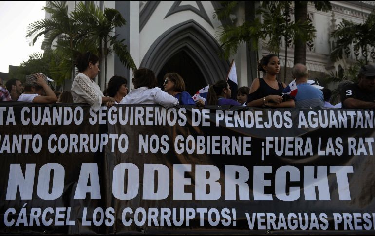 La empresa es investigada por dar sobornos en 12 países para conseguir contratos en todo el continente. AFP / ARCHIVO