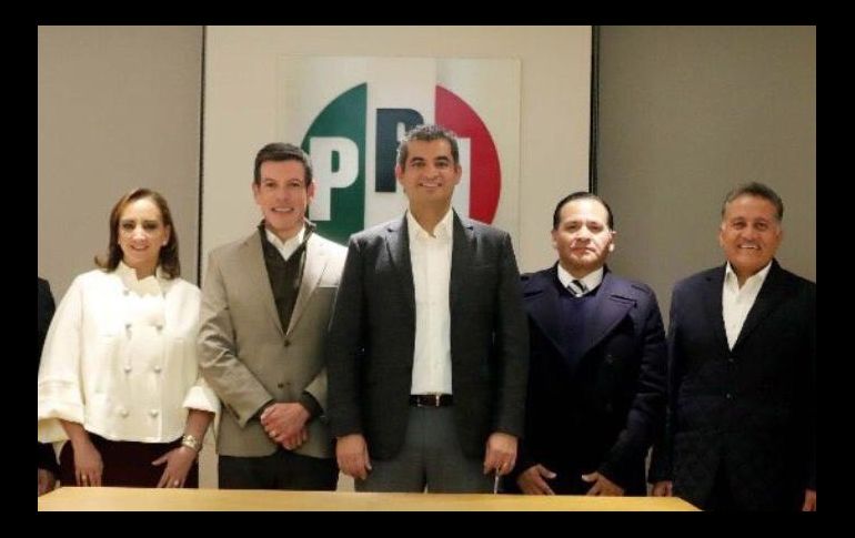 TWITTER / @EnriqueOchoaR