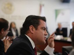 Durante su intervención en la reunión, el primer mandatario estatal llamó a los diputados a retomar la discusión de la propuesta de Mando Único. FACEBOOK/jaristoteles.sandoval