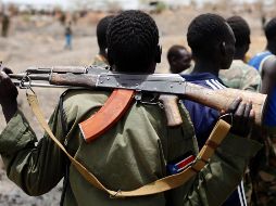 La reanudación de choques étnicos armados entre comunidades locales en la provincia de Malek causó la muerte de 173 personas. AFP/ARCHIVO