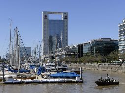 El Gobierno argentino determinó suspender en sus funciones al contralmirante Luis Enrique López Mazzeo, para garantizar la transparencia de la investigación. AFP / J. Mabromata