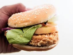 La apertura comercial incrementó las tiendas de conveniencia y los restaurantes estadounidenses de comida rápida en territorio mexicano. EL INFORMADOR/Archivo