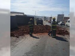 Autoridades precisan que del accidente dos personas resultaron heridas. ESPECIAL/ Policía de Tlajomulco