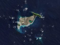 La isla de Hunga Tonga Hunga Ha'apai se formó a partir de lava volcánica en una zona remota del Pacífico hace tres años. EFE /