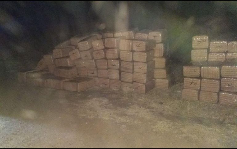 Fueron confiscados 190 paquetes, cada uno de aproximadamente 10 kilos. ESPECIAL