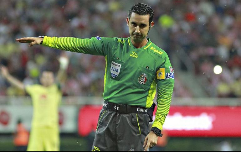 Ramos Palazuelos dirigió el partido de segunda ronda entre el Al Jazira y el Urawa Red Diamonds. MEXSPORT/A. García