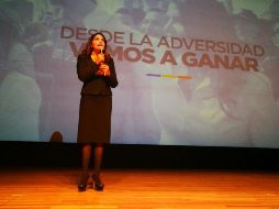 La perredista expresó que el PRI no tiene opción en la Ciudad y que sólo quedan dos opciones. TWITTER / @Ale_BarralesM