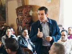 El precandidato Miguel Castro visitó el Comité municipal del PRI en Poncitlán. ESPECIAL