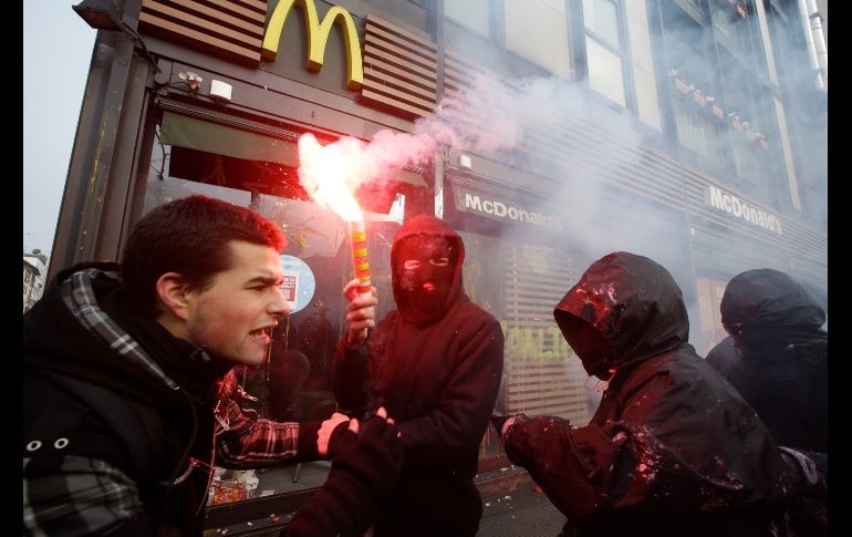 Estudiantes protestan en Milán, Italia, contra una reforma educativa del gobierno. AP/L. Bruno