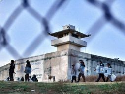 Se implementaron los protocolos de seguridad para contener la protesta. AFP / F. Robles
