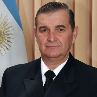Destituyen a jefe de la Armada Argentina luego de tragedia de submarino