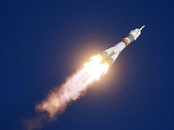 El lanzamiento tuvo lugar desde la rampa Número 1 del cosmódromo kazajo que lleva el nombre de Yuri Gagarin. EFE/M. Shipenkov