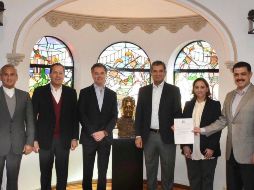 Francisco Olvera será el encargado de dirigir al Revolucionario Institucional en la Ciudad de México para los comicios de 2018. TWITTER / @EnriqueOchoaR