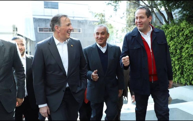 Se detalló que durante el nombramiento se reconoció la trayectoria de Eruviel Ávila, de quien dijo que refrendará su eficacia política como vicecoordinador de la precampaña presidencial priísta. TWITTER / @eruviel_avila