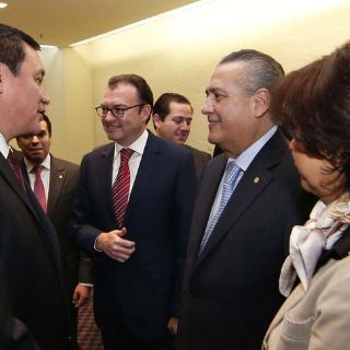 Revelan que la SHCP trianguló recursos públicos al PRI