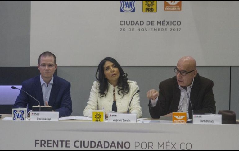 El Frente Ciudadano no especifica de cual partido saldrá el abanderado, refirió el INE en el documento. NTX / ARCHIVO