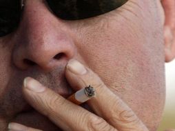 Los ex fumadores deben tener presente que una recaída no es sólo volver a encender un cigarro, sino tener actitudes y conductas que llevarán de nuevo al tabaquismo. EL INFORMADOR / ARCHIVO