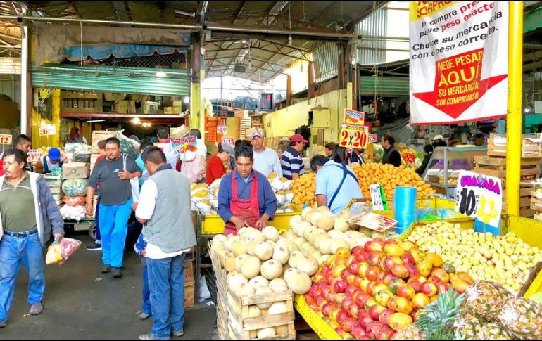 En términos anuales, el IGAE tuvo un aumento real de 0.9% en octubre pasado con relación a igual mes de 2016. NTX / ARCHIVO
