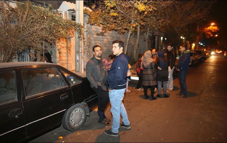 El temblor se produce minutos antes de la medianoche del miércoles a siete kilómetros de la frontera de Teherán y Alborz. AP/ V. Salemi
