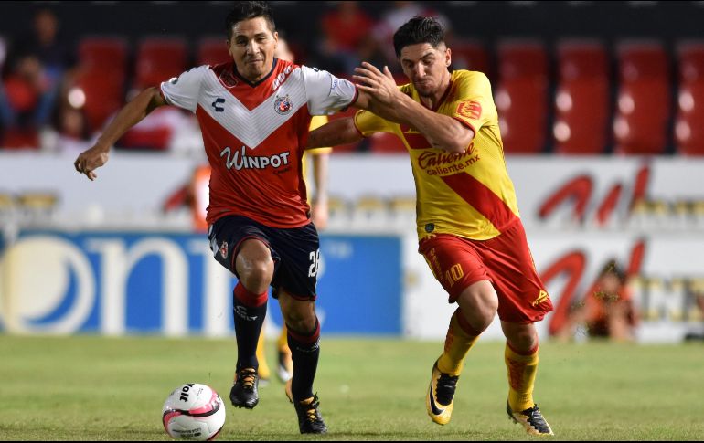 Valdez (I) sabe que en su etapa con los Melenudos debe dar lo mejor de sí, pero también dejar escuela. MEXSPORT/ARCHIVO