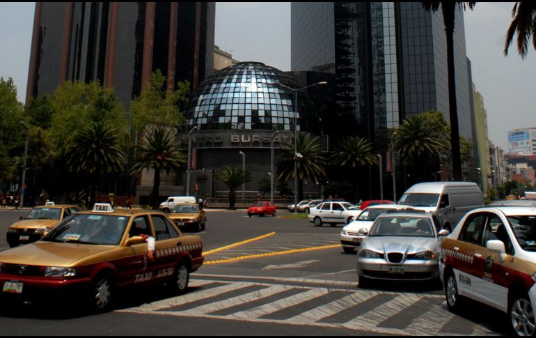 En un contexto de escaso volumen por la cercanía de las festividades, se prevé que el desempeño del mercado accionario siga en camino positivo. NTX / ARCHIVO