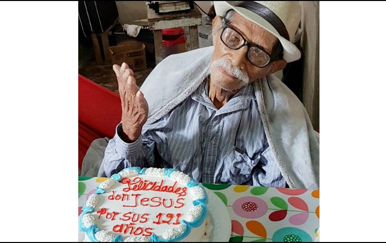 Don Jesús nació el 24 de octubre de 1896 en Soconousco, Chiapas, y era considerado como el hombre más longevo del país por el Archivo General de la Nación. TWITTER / @Sedesol_QRoo