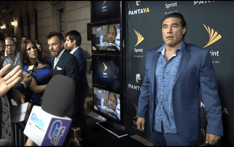 Eduardo Yáñez reaccionó de manera violenta ante un reportero del programa 