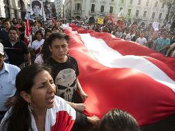 Durante la marcha, los participantes exigieron anular el indulto que 