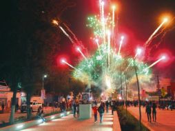 Los tonaltecas se apersonaron en la inauguración de las obras; hubo un evento musical y pirotecnia. EL INFORMADOR/E. Barrera