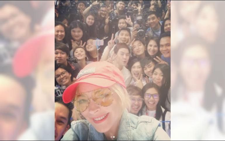 Lohan se dijo bendecida ya que su “chamán” le aseguró que la mordedura de una serpiente da buena suerte y energía positiva. INSTAGRAM/ lindsaylohan