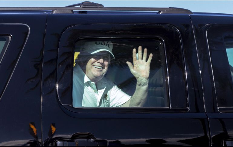 Con su mensaje sobre la ola de frío, el mandatario de EU revive su particular polémica sobre el calentamiento global, cuya existencia ha negado. AP / G. Lovett