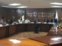 Los aspirantes independientes que buscan la alcaldía intentarán recolectar 12 mil 390 firmas para obtener la postulación. TWITTER / @iepcjalisco