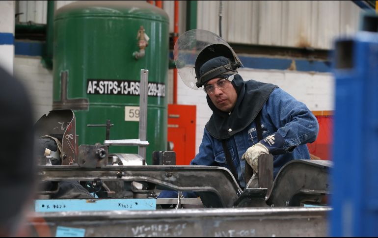 De acuerdo Sura Asset Management México, la economía nacional podría crecer menos de 2 %. EL INFORMADOR/Archivo