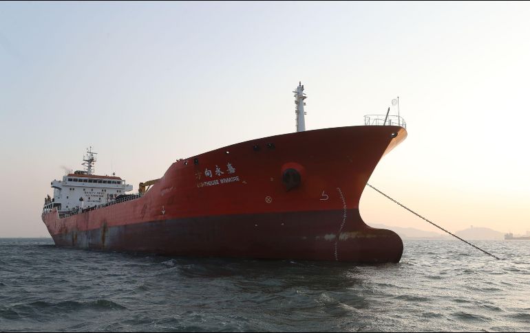 La cancillería rechaza las acusaciones del presidente Trump sobre los supuestos suministros de petróleo chino a Corea del Norte que violan las sanciones impuestas por la ONU. AFP / ARCHIVO