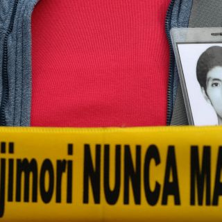 Vargas Llosa y más de 200 escritores rechazan indulto a Fujimori