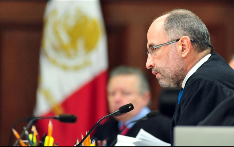 El juez José Ramón Cossío señaló en entrevista con el diario de EU que muchos problemas pequeños en conjunto, causan una importante crisis. NTX / ARCHIVO