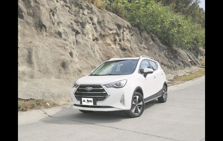 Presentamos la prueba de manejo del crossover armado en México, el Sei 3 Limited de la marca china JAC, que muestra virtudes que lo ponen entre los mejores.