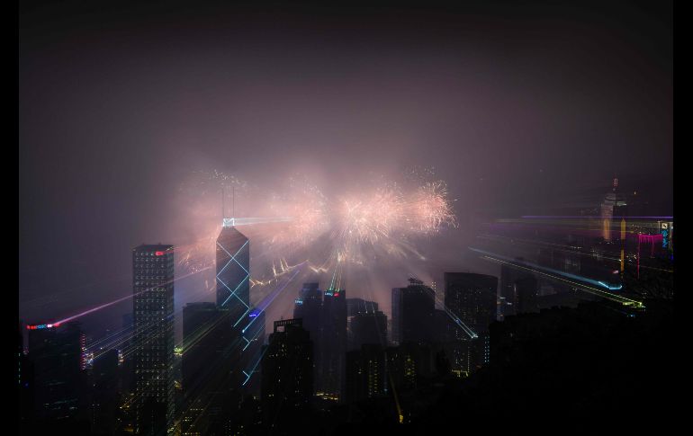 Desde la Bahía Victoria en Hong Kong.