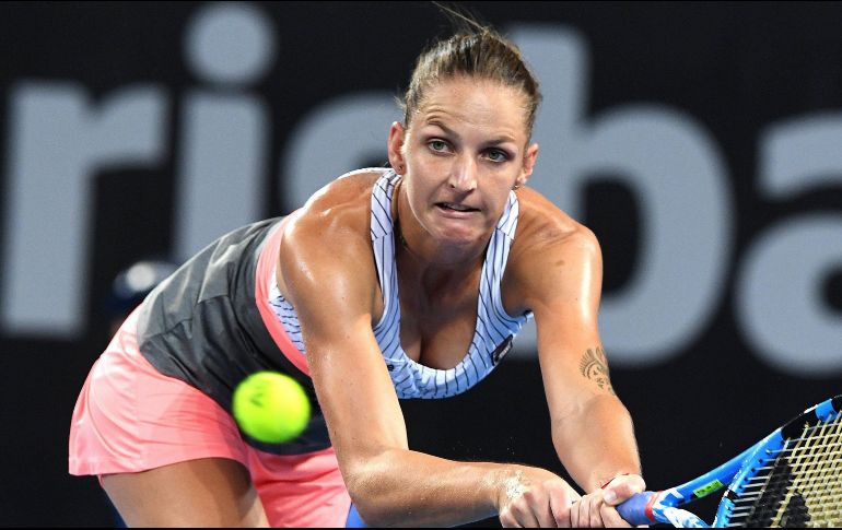 La actual defensora del torneo requirió de 53 minutos para obtener por marcador de 6-1 y 6-1 su boleto a la instancia donde se enfrentará a la estonia Kaia Kanepi. EFE / D. Hunt