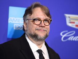 Guillermo Del Toro posó para los fotógrafos a su llegada al Festival de cine de Palms Springs, en California. AP / . J. Strauss