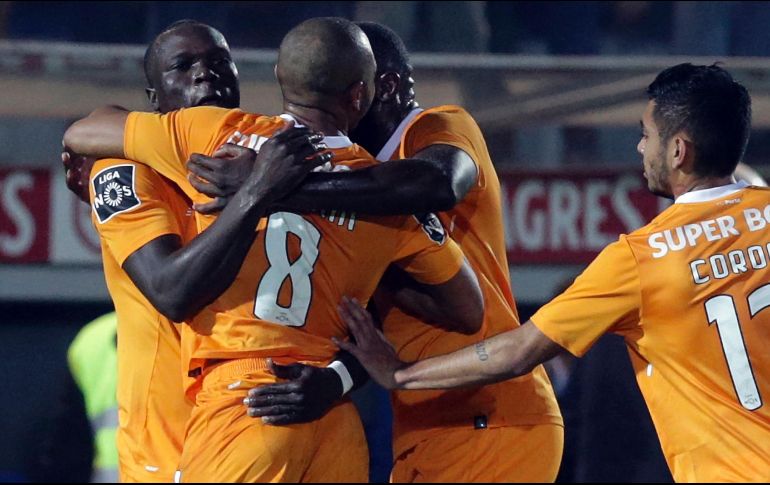 El Porto comanda la Primeira Liga con 42 puntos, dos más que el segundo lugar, el Sporting de Portugal. EFE/J. Coelho