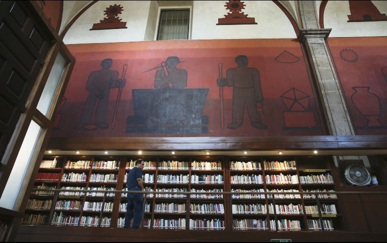 Autoridades descartaron daños en el acervo que está a consulta del público, el cual está distribuido en dos naves del edificio. EL INFORMADOR/ARCHIVO