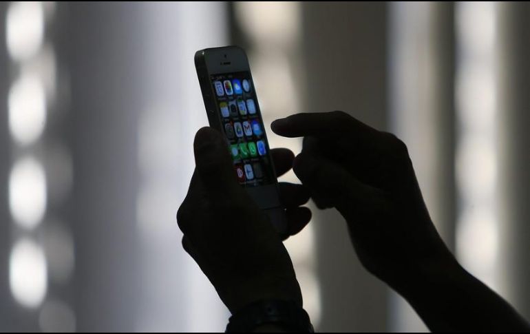 Al parecer, la novia del festejado encontró videos y fotos y los envió a las parejas de cada uno de los involucrados; la boda también se canceló. NTX / ARCHIVO