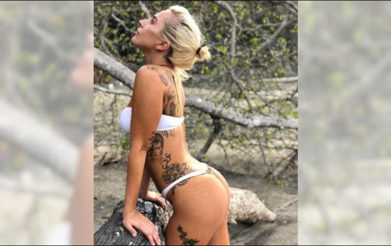 En las fotografías puede observarse los tatuajes que caracterizan a la cantante. INSTAGRAM/ ladygaga
