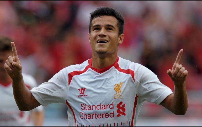 El traspaso del ex jugador del Liverpool es el segundo más costoso de la historia del futbol. AFP/ARCHIVO