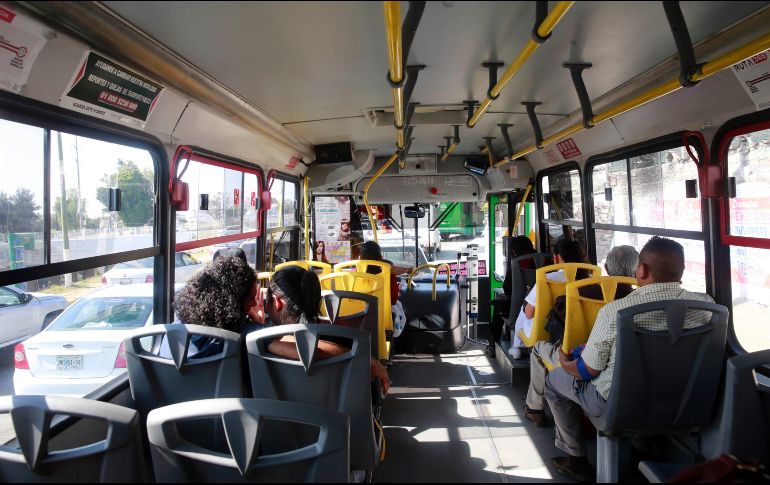 Durante un recorrido se comprobó que en los camiones no existen letreros que mencionen sobre este tema. EL INFORMADOR/M. Vargas